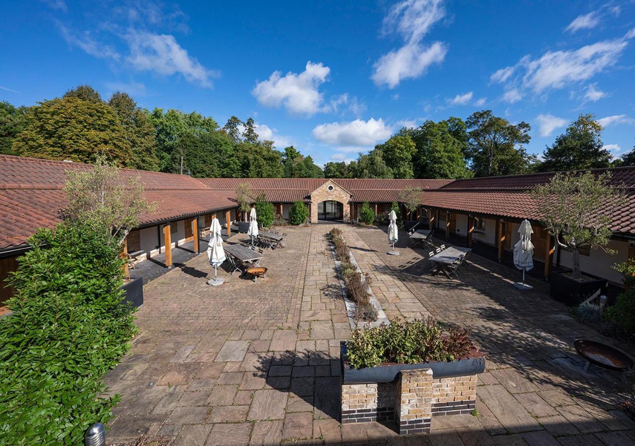 The Ridings At Theobalds Park Hotell Goff's Oak Eksteriør bilde