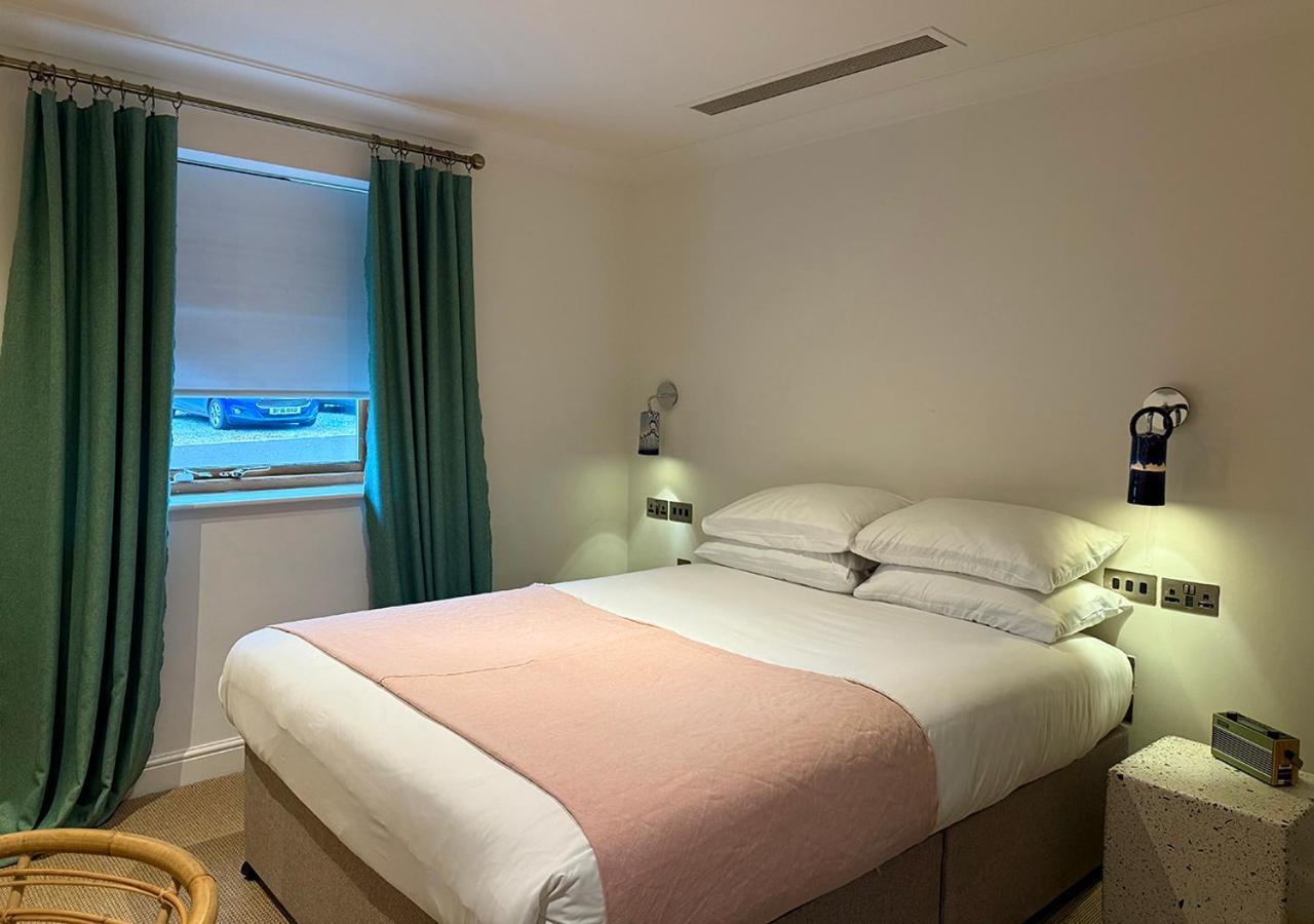 The Ridings At Theobalds Park Hotell Goff's Oak Eksteriør bilde
